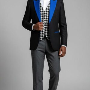 BLACK BLAZER WITH BLUE LAPEL